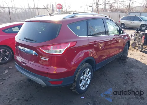 2016 Ford Escape Titanium z USA, uszkodzony, nr VIN 1FMCU0JXXGUC54620